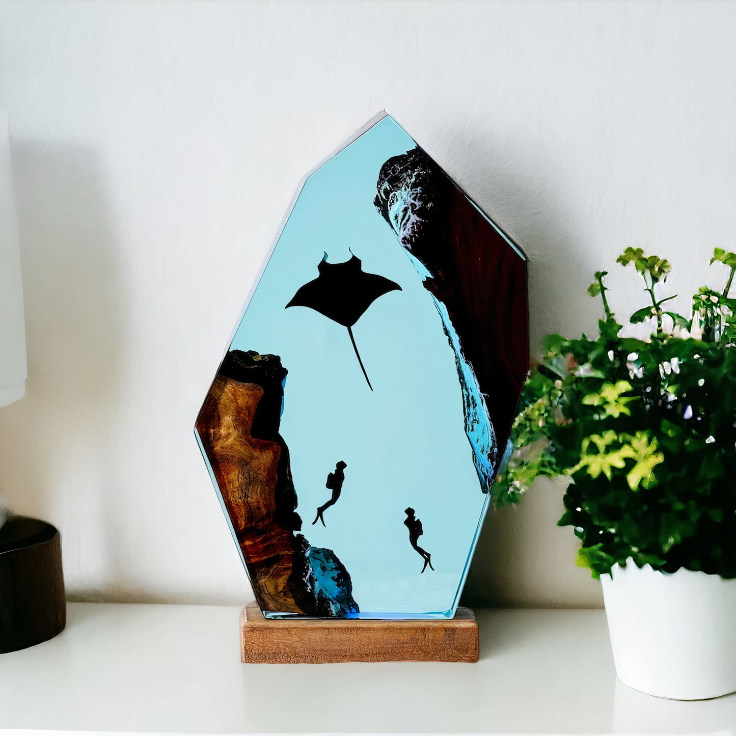 Epoxy Resin Manta Ray And Diver Night Lamp