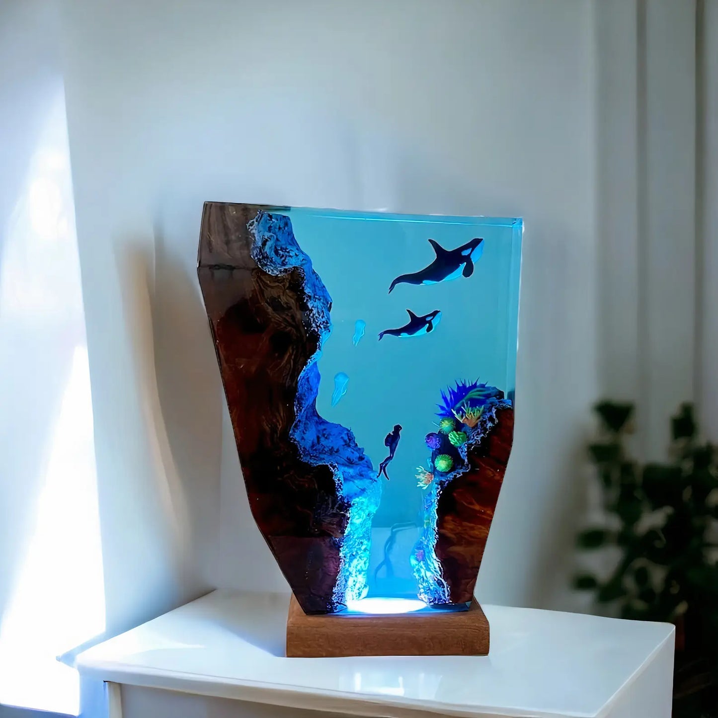 Epoxy Resin Orca And Diver Night Lamp