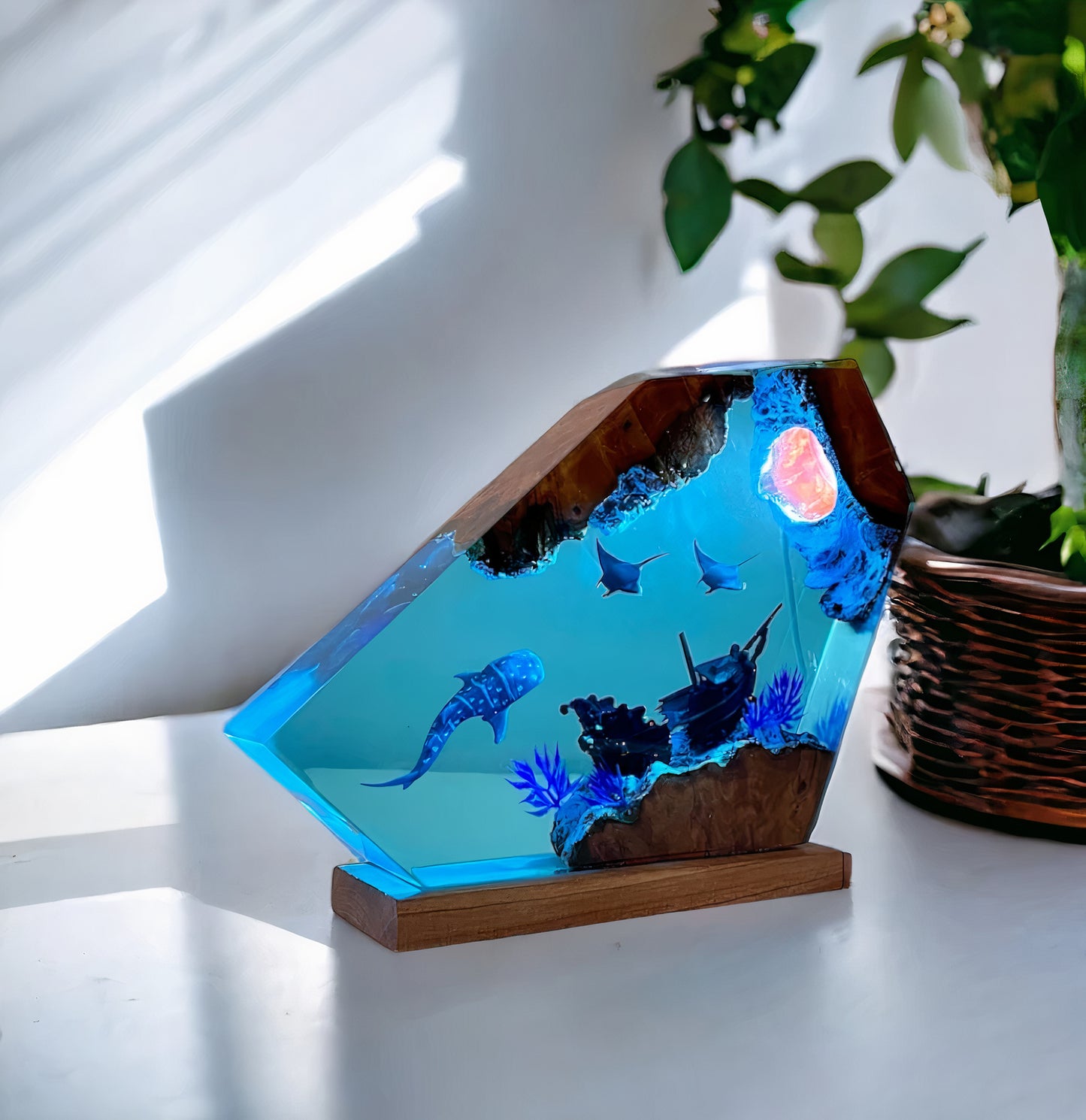 Resin Epoxy Whale Shark And Manta Ray Lamp